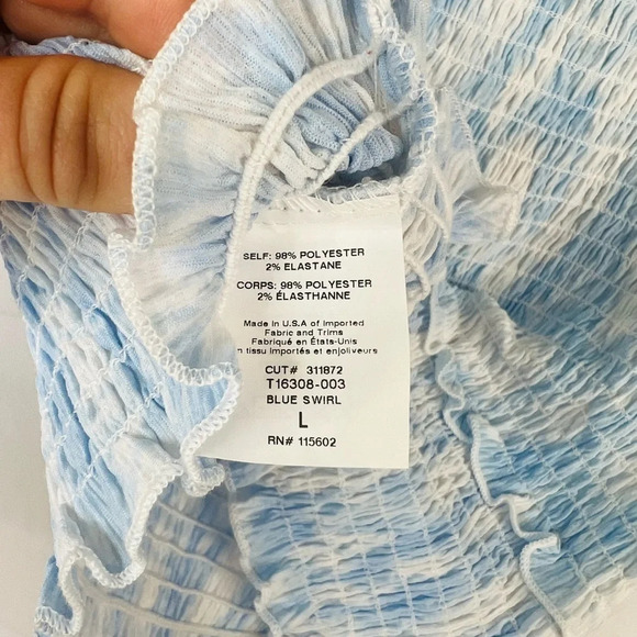 LUSH Blue Swirl Short Sleeve Smocked Top Size L - Picture 9 of 9